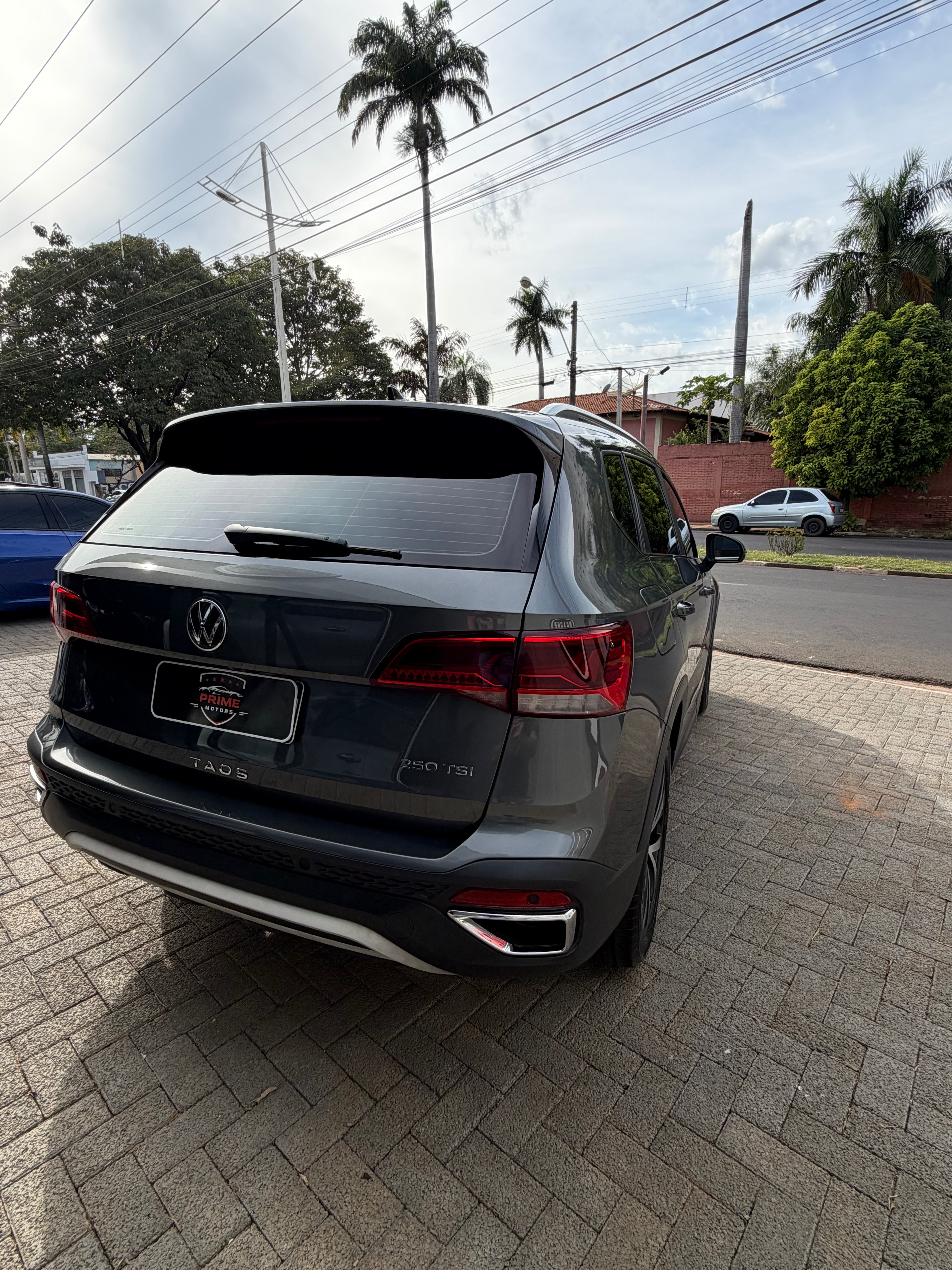 VOLKSWAGEM TAOS HIGHLINE 250 TSI