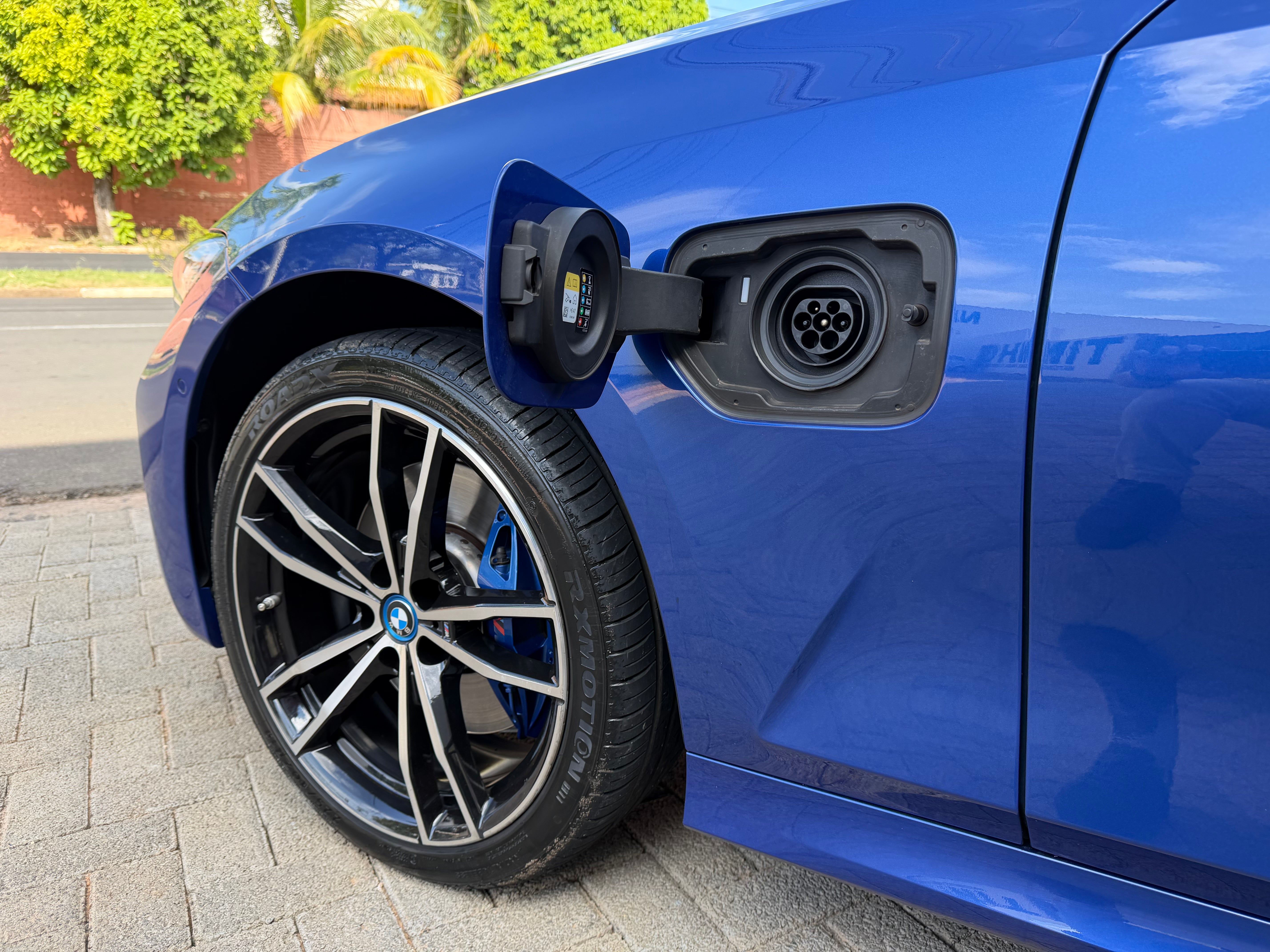 BMW 330 e M Sport