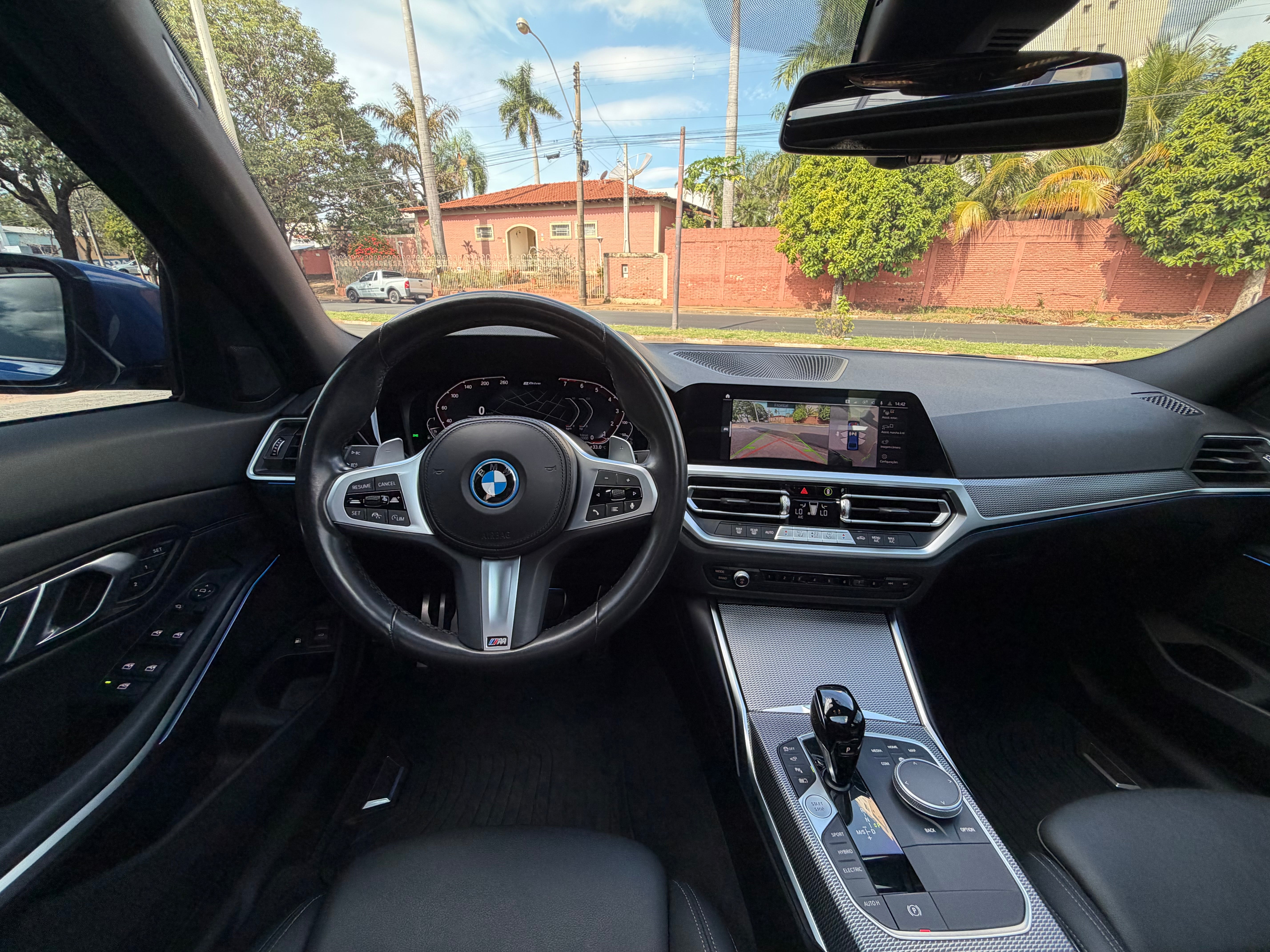 BMW 330 e M Sport