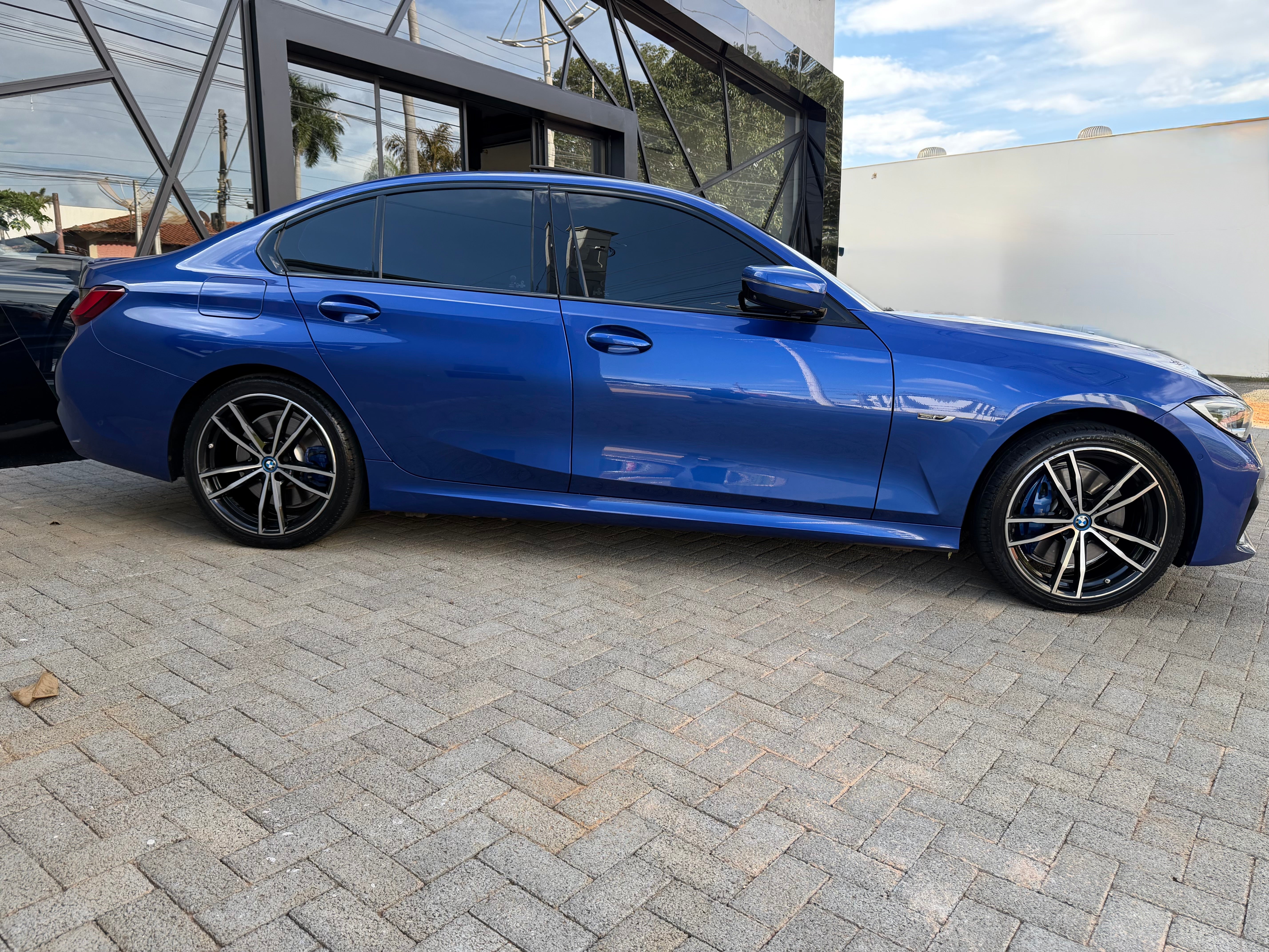 BMW 330 e M Sport