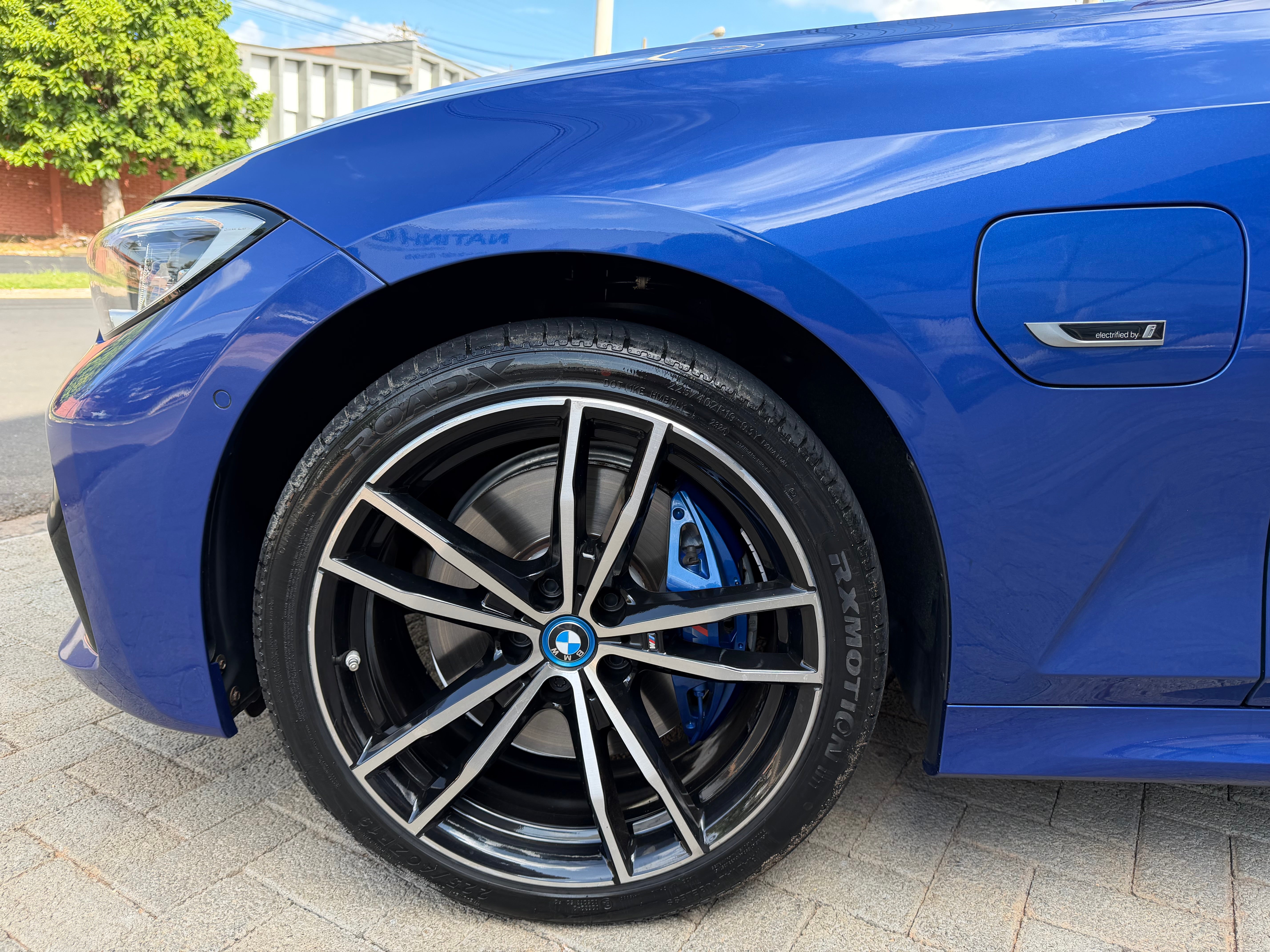 BMW 330 e M Sport